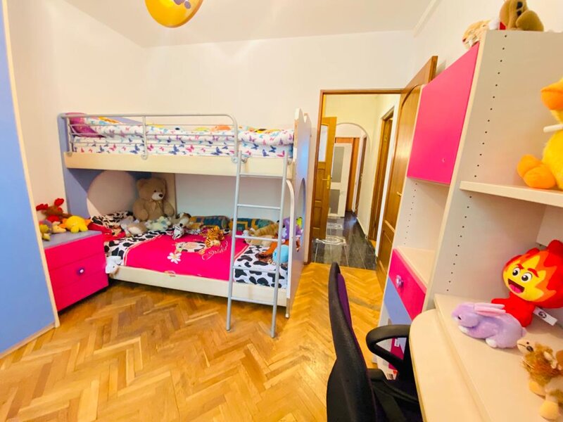 Rahova, Aleea Costinesti, 3 camere decomandate renovat